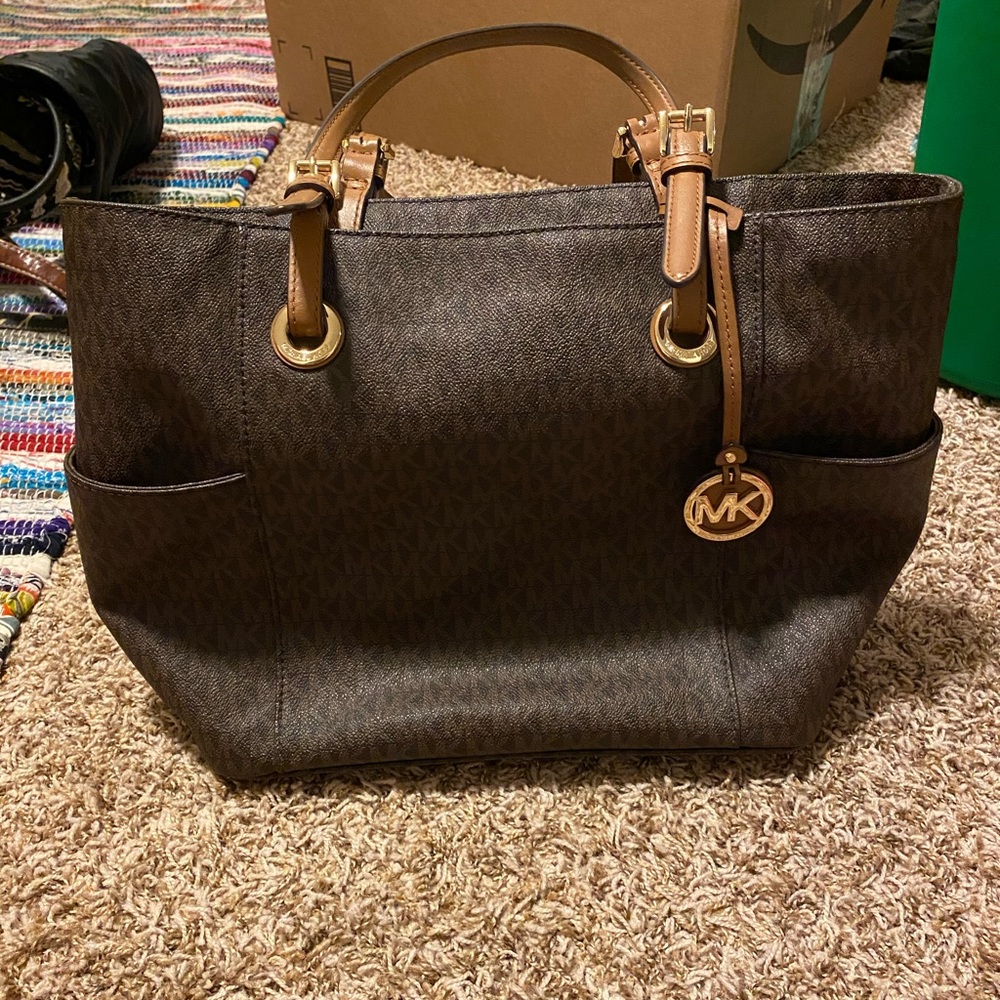 Michael Kors Signature Tote